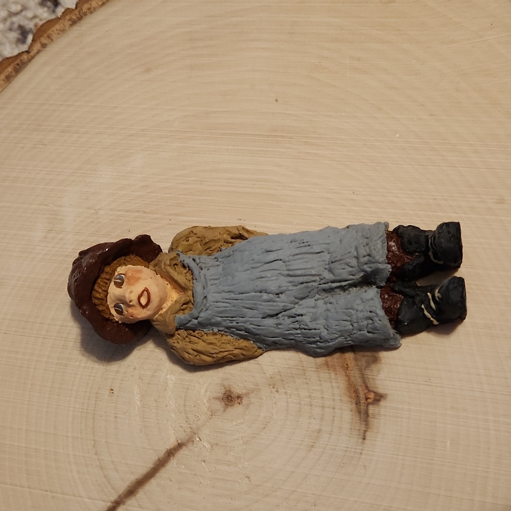 June McKenna Little Boy Flat Wall Figurine 1982-1987